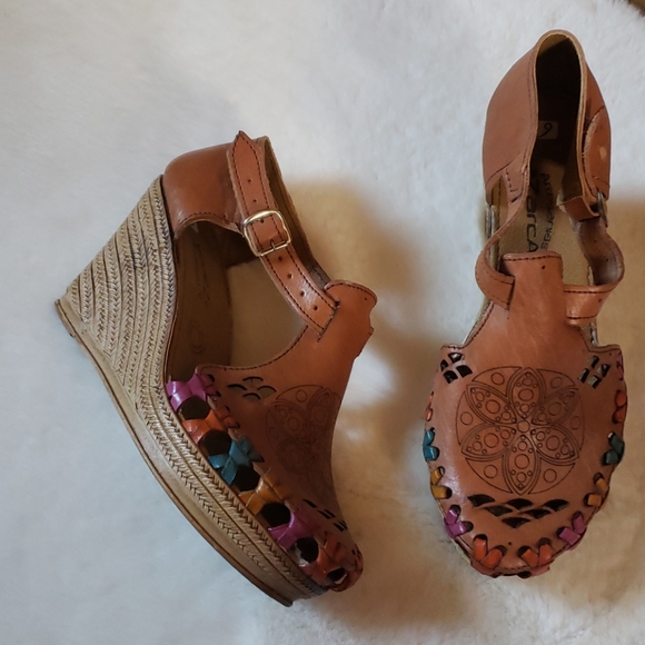 Mexican wedge leather multi-colored sandal - Picture 4 of 11